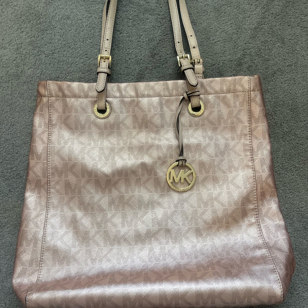 Michael Kors Jet Set Large Travel Tote